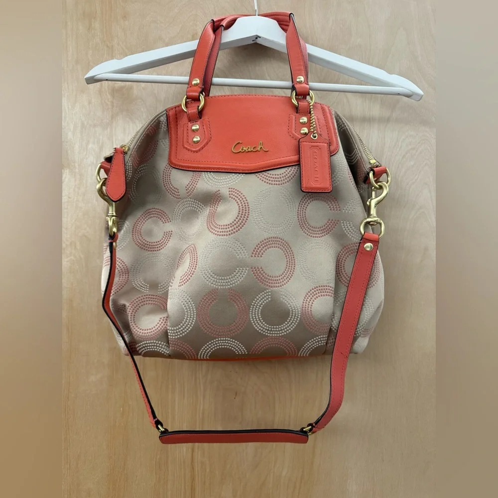 Coach Ashley Peach Khaki Dotted Op Art Signature Satchel. - Picture 4 of 16